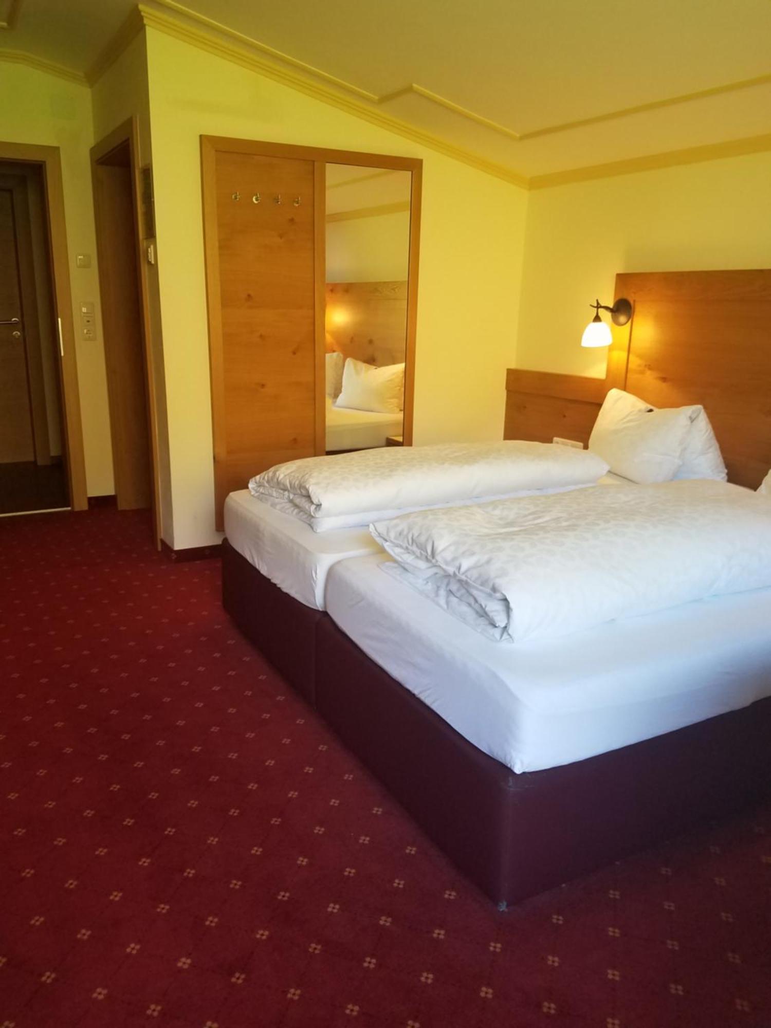 Aparthotel Hohe Bruecke มิทเทอร์ซิลล์ ภายนอก รูปภาพ