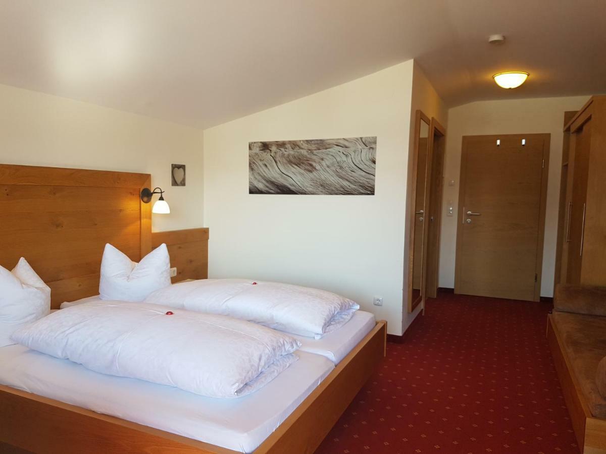 Aparthotel Hohe Bruecke มิทเทอร์ซิลล์ ภายนอก รูปภาพ